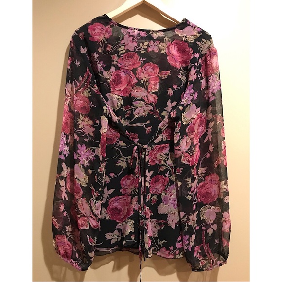 Soon To Be Maternity Top - Picture 3 of 5